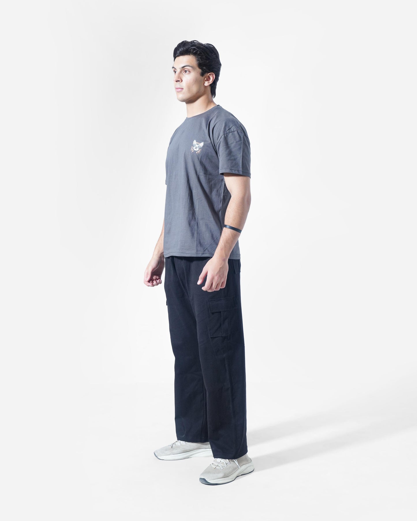 Unconventional oversized tee