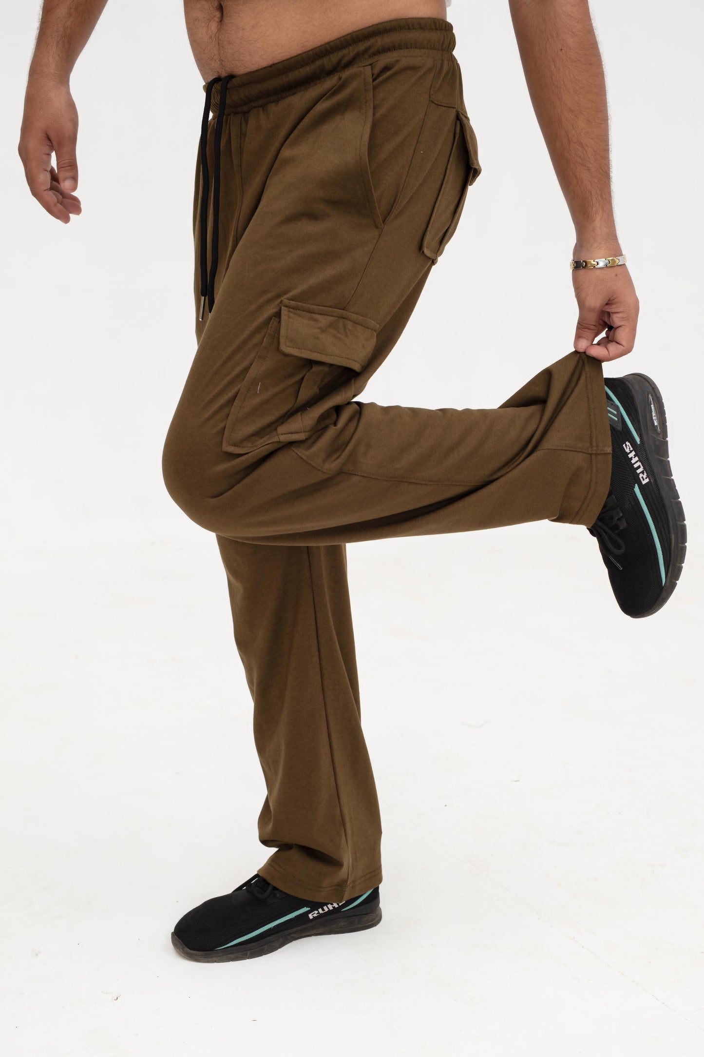 Dark olive cargo trouser