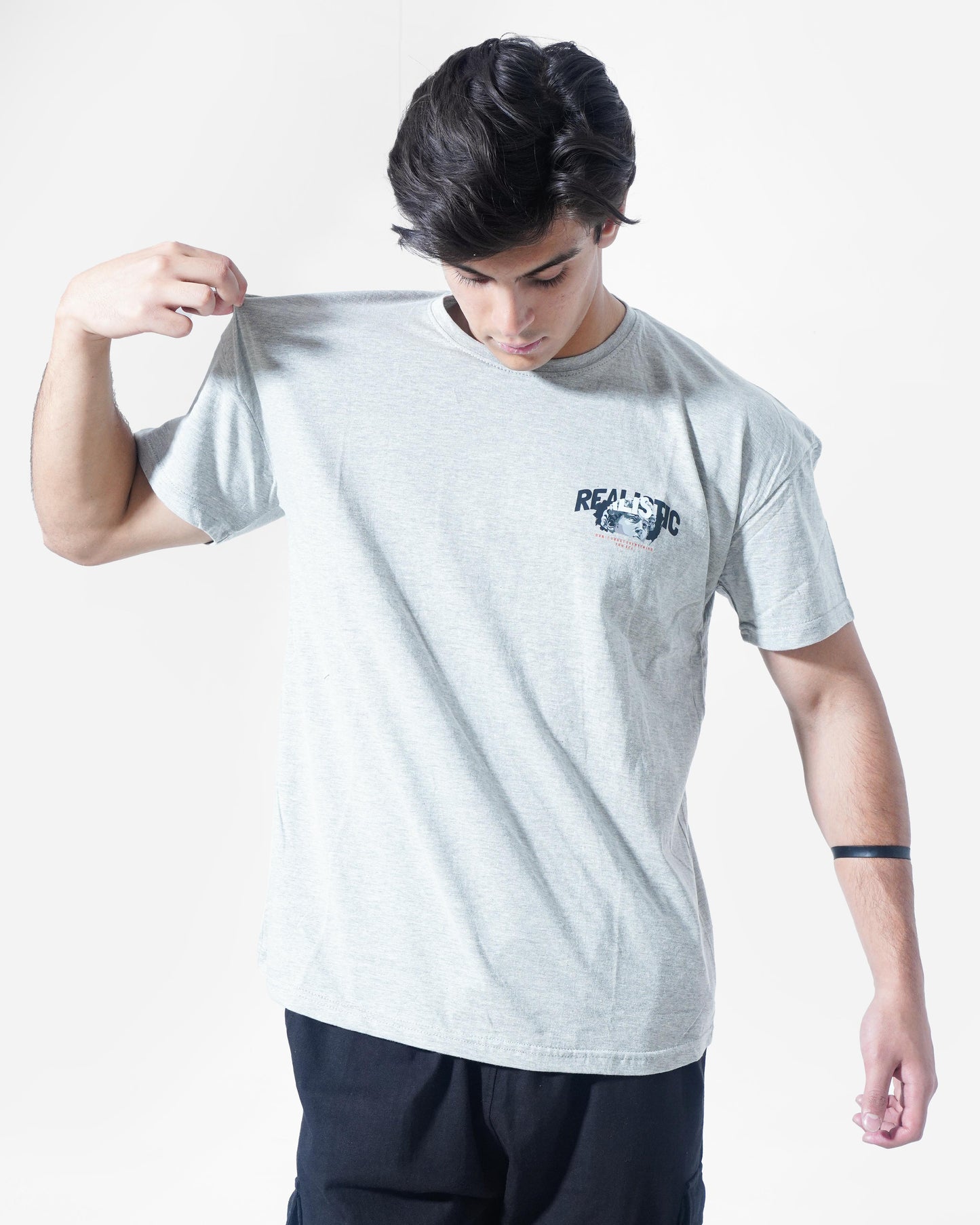 Realistic oversized Tee