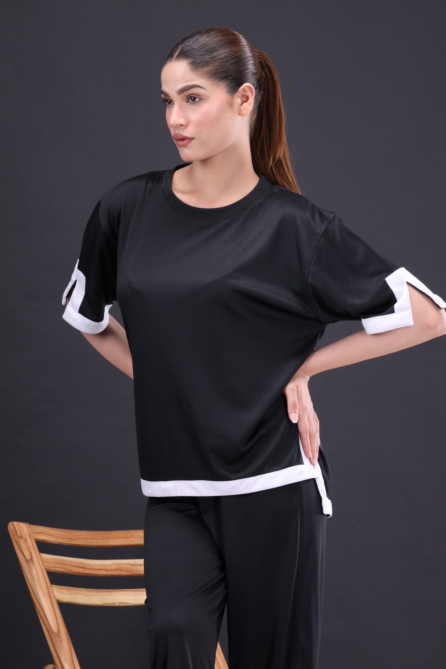 Black contrast cord set